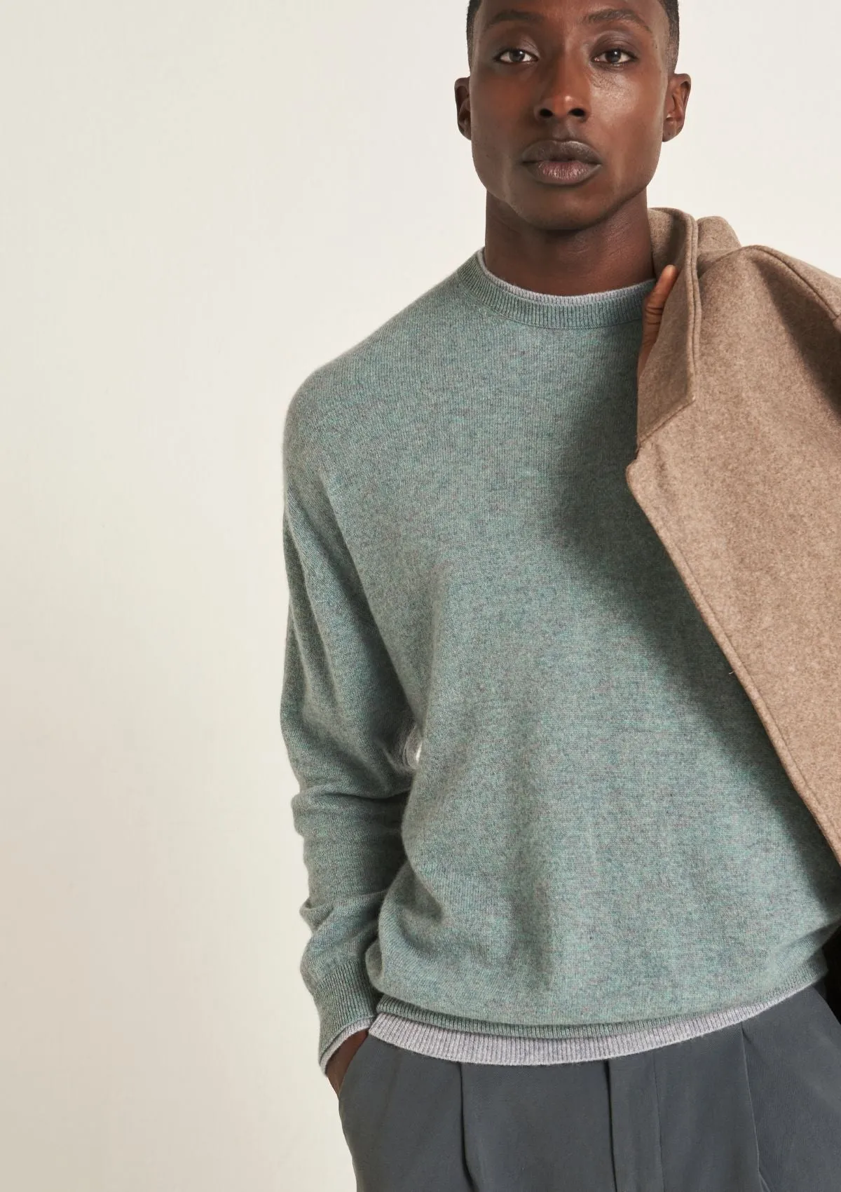 Mens Cashmere Crew Neck Sweater in Lagoon Green